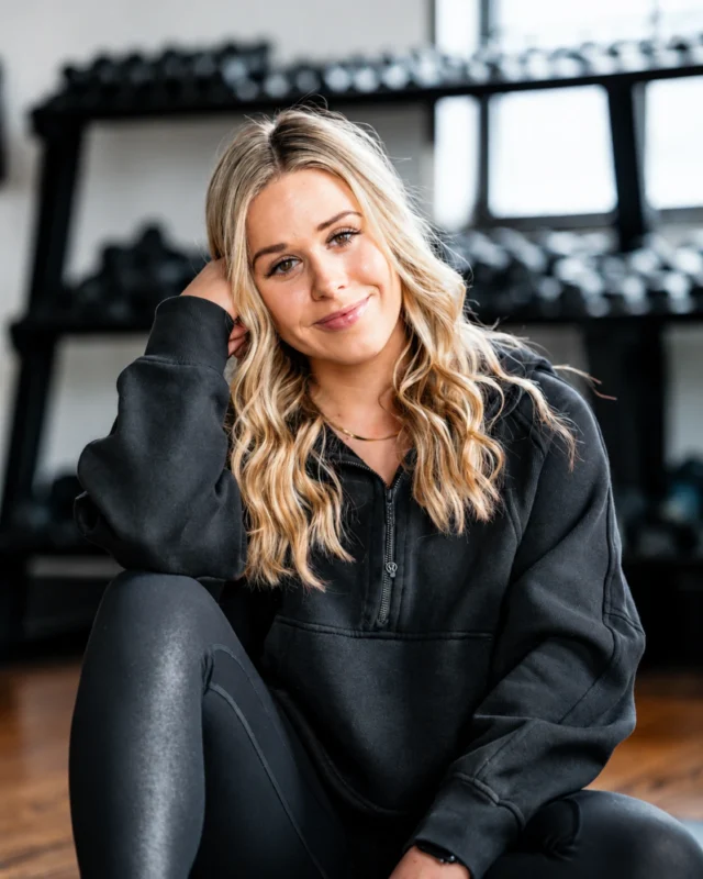 Certified personal trainer for prenatal and postpartum clients in Toronto